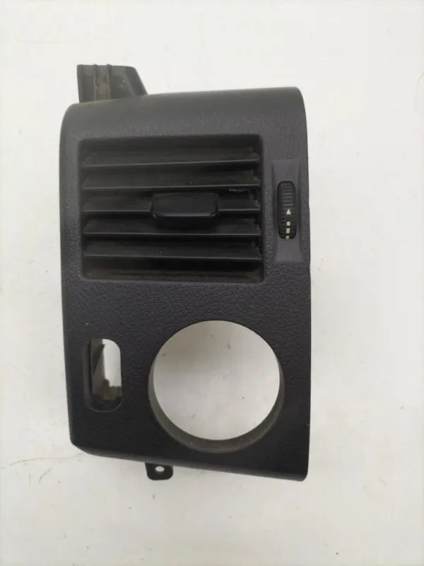 90683015549B27: Frischluftdüse für Mercedes-Benz SPRINTER 3,5-t Van (B906)