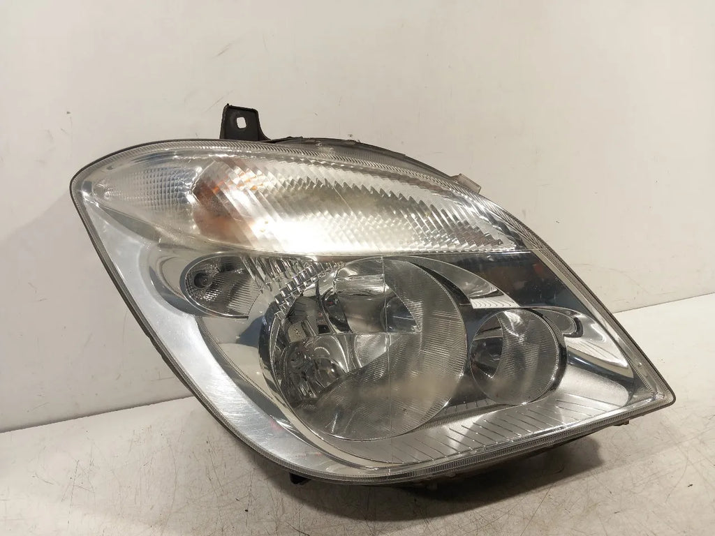 A9068200261: Scheinwerfer für Mercedes-Benz SPRINTER 3,5-t Van (B906)