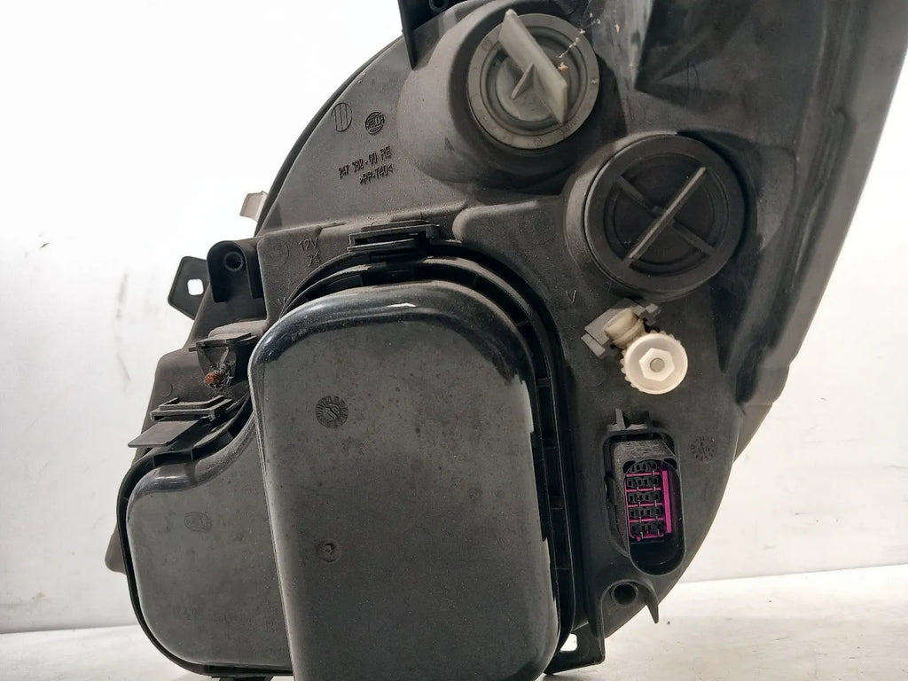 A9068200261: Scheinwerfer für Mercedes-Benz SPRINTER 3,5-t Van (B906)