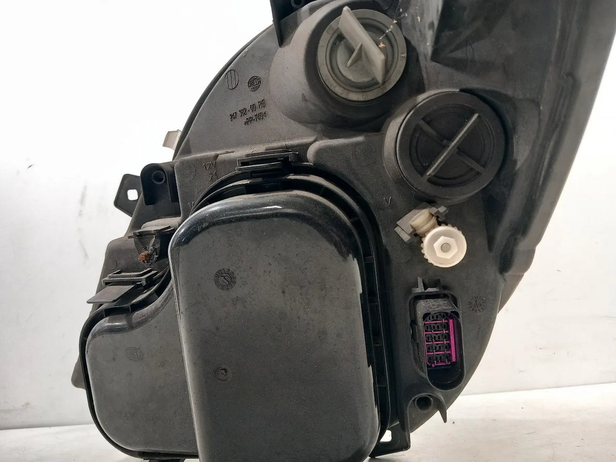 A9068200261: Scheinwerfer für Mercedes-Benz SPRINTER 3,5-t Van (B906)
