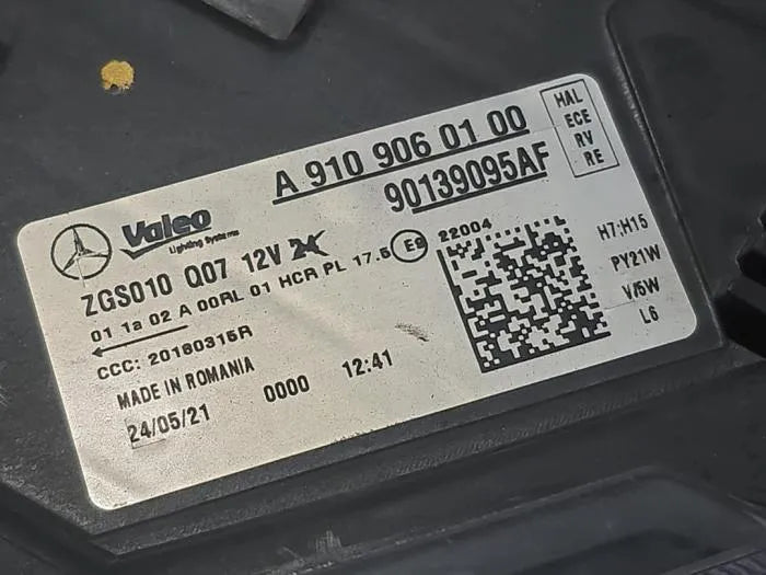 A9109060100: Scheinwerfer für Mercedes-Benz SPRINTER 3,5-t Van (B906)