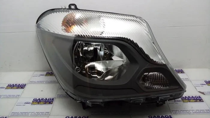A9068202461: Scheinwerfer für Mercedes-Benz SPRINTER 3,5-t Van (B906)