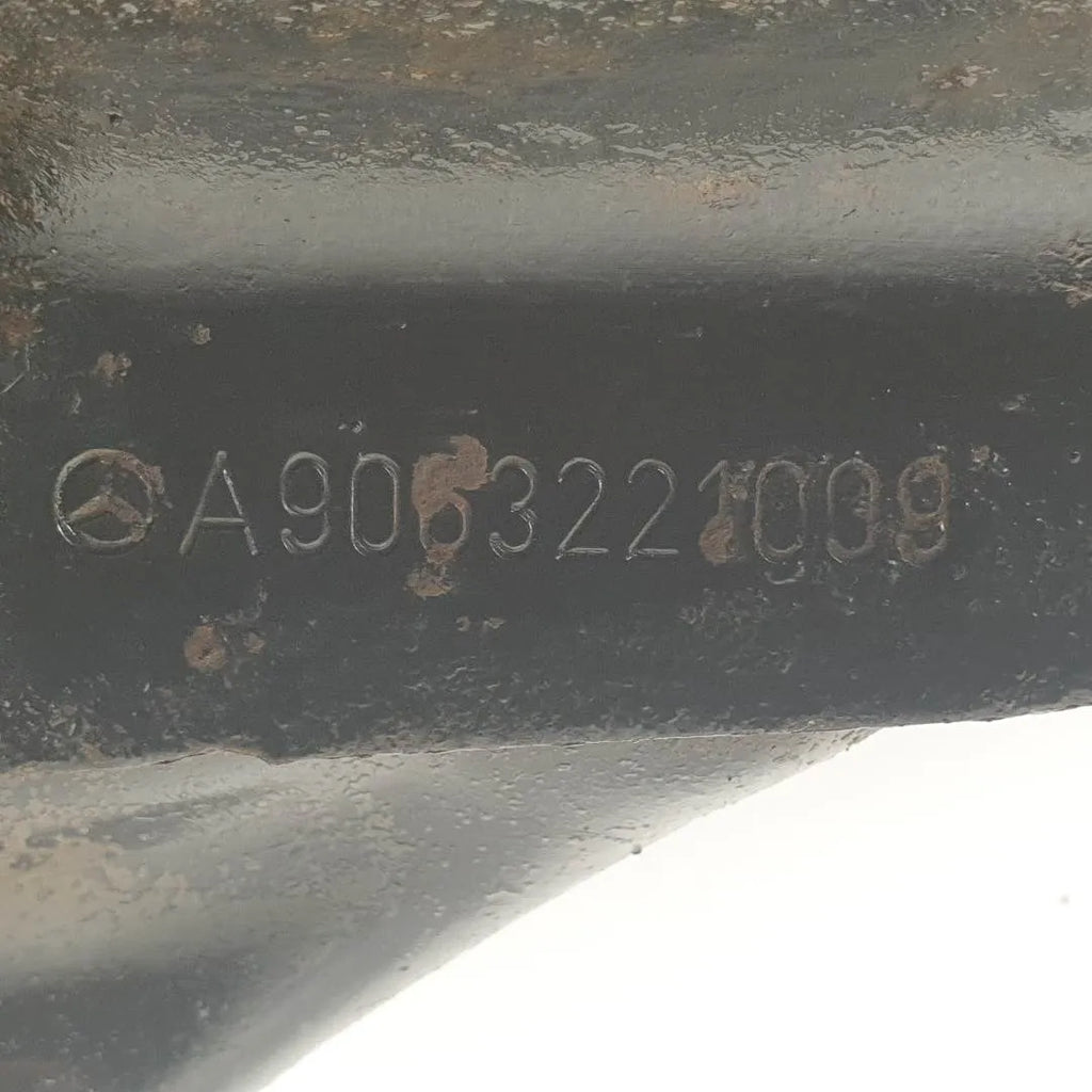 A9063221009: Querlenker vorne unten