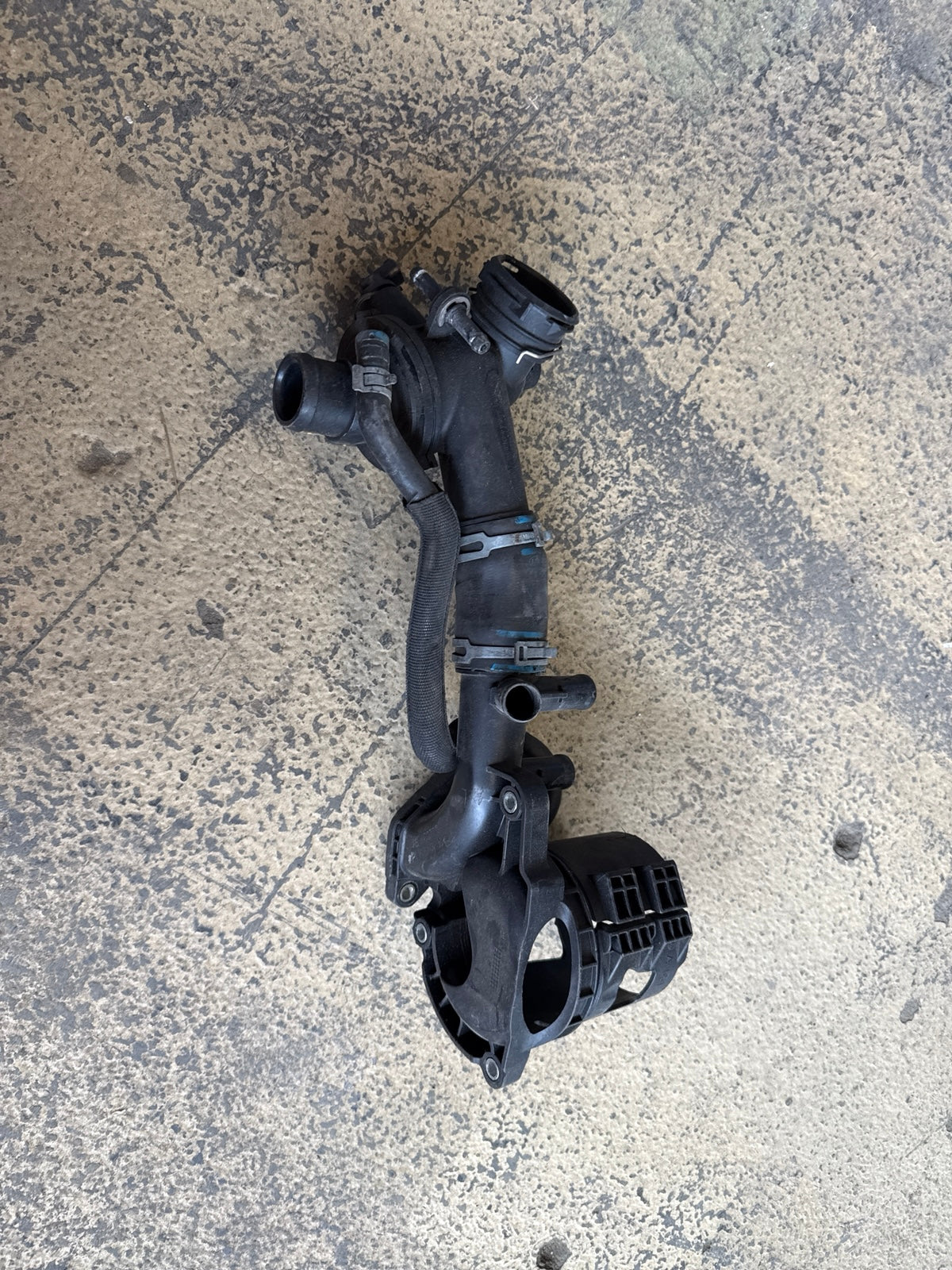 Halterung Kraftstofffilter Mercedes Sprinter W906 OM651 A6512003700