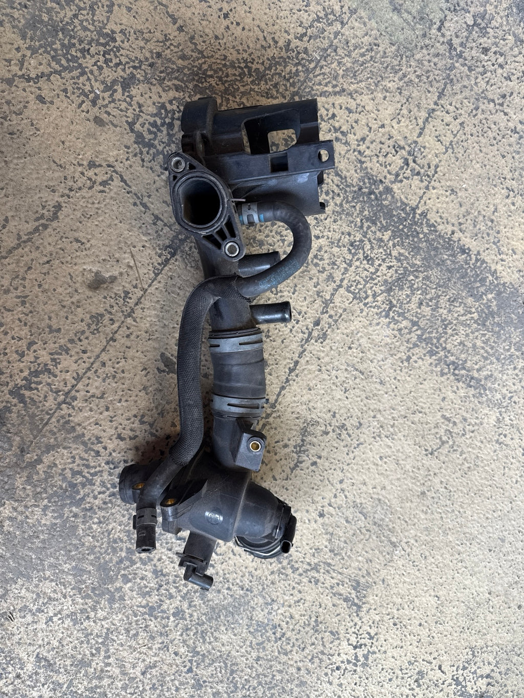 Halterung Kraftstofffilter Mercedes Sprinter W906 OM651 A6512003700