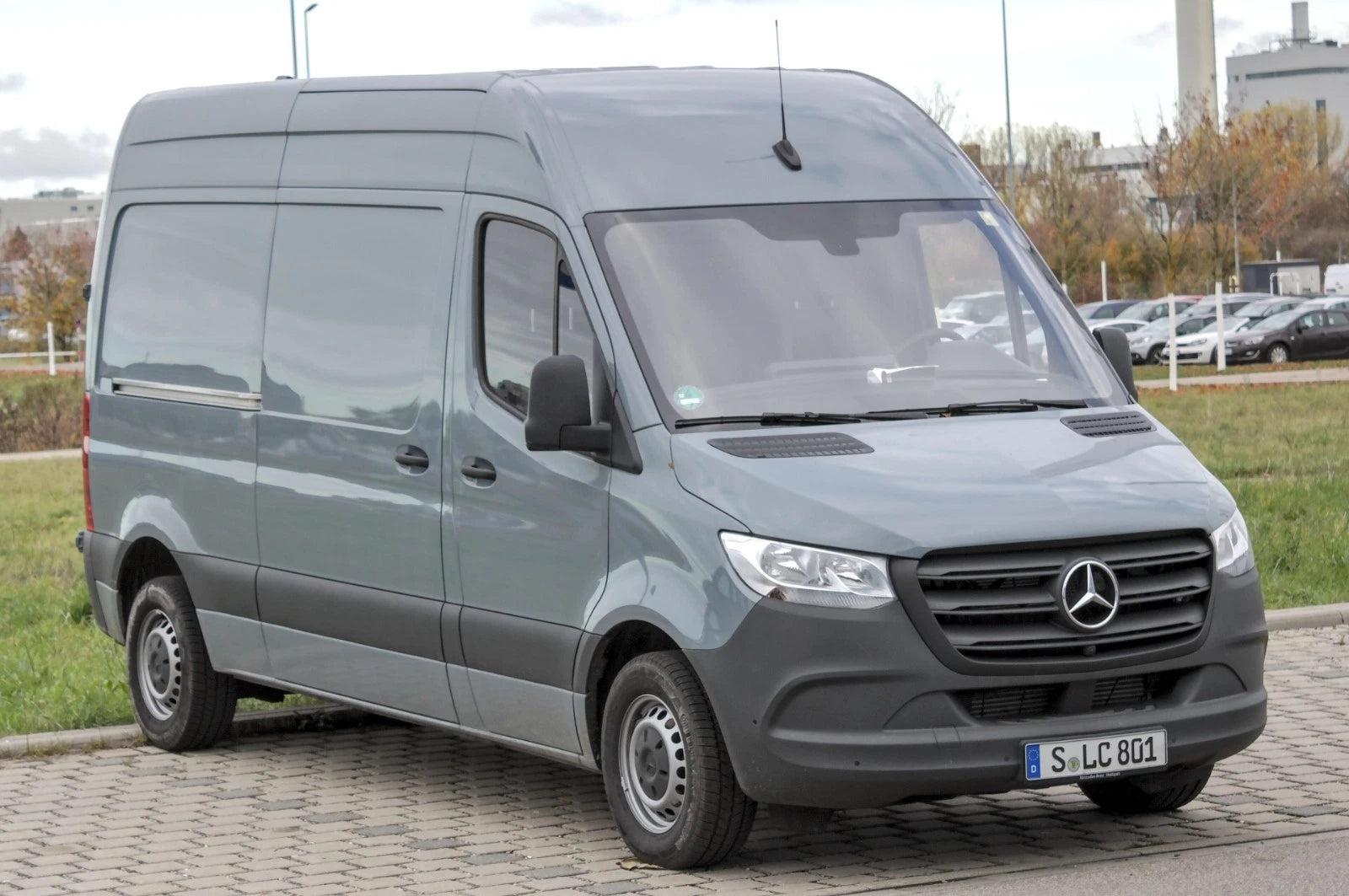 KÜHLERGRILL  + MERCEDES Sprinter W907 W910 + Grill + A9108852600